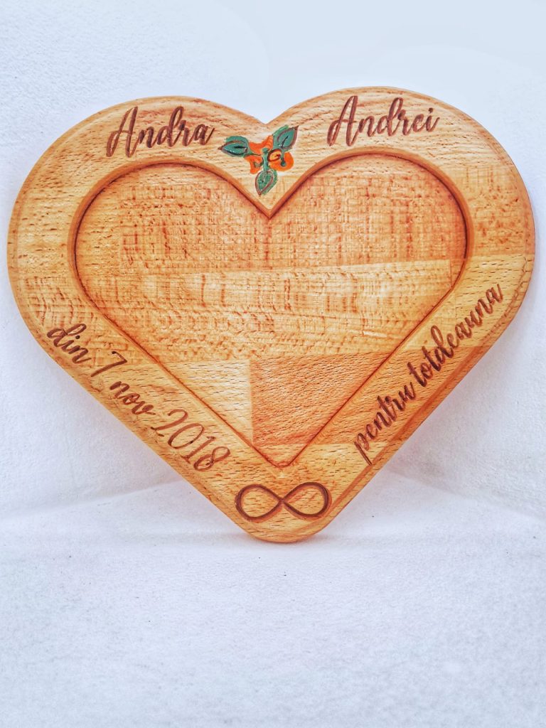 Tablou personalizat- heart shape cu fotografie